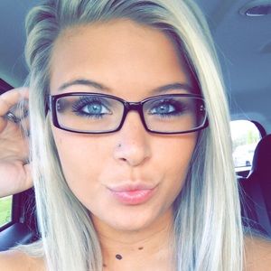 Meet your Posher, Tori